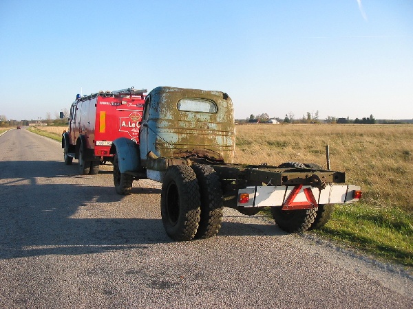 ЗиЛ-164 toomine varjupaika